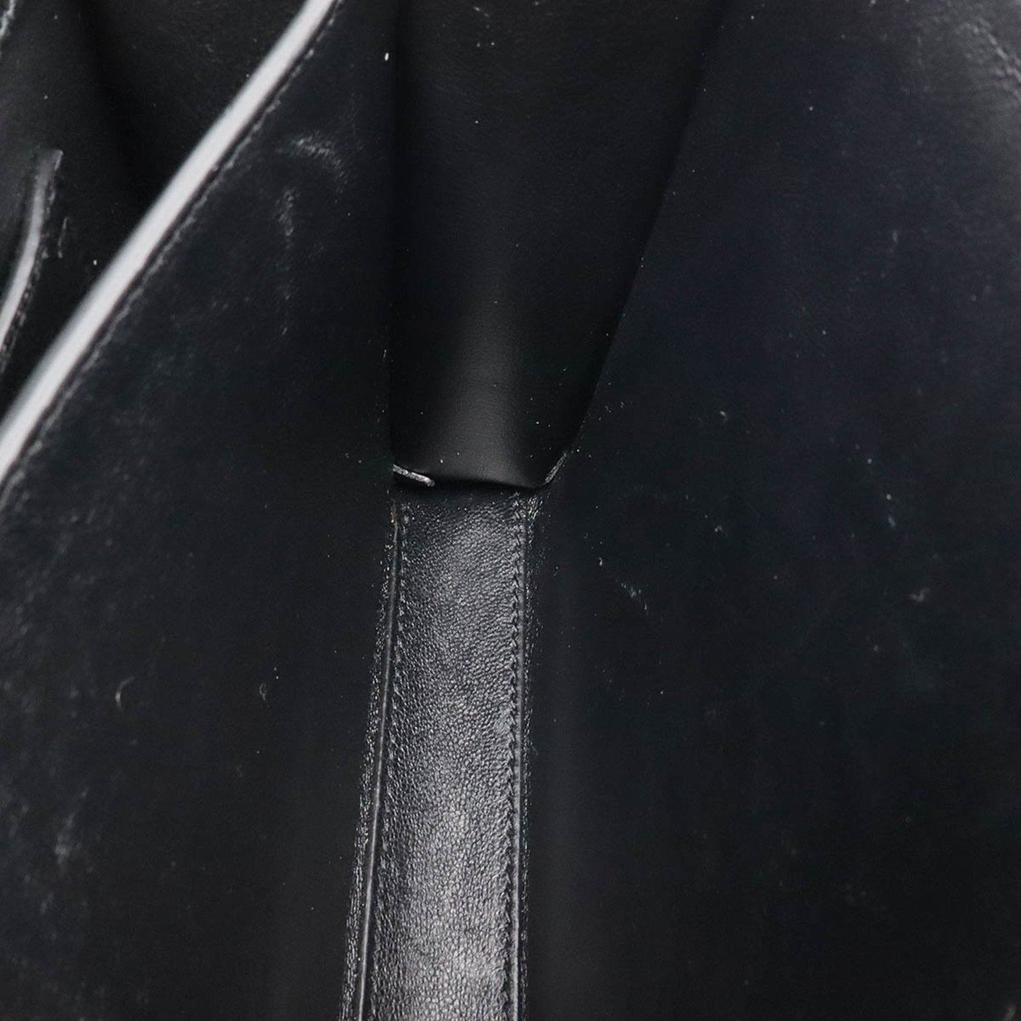 Yves Saint Laurent Black Leather Handbag