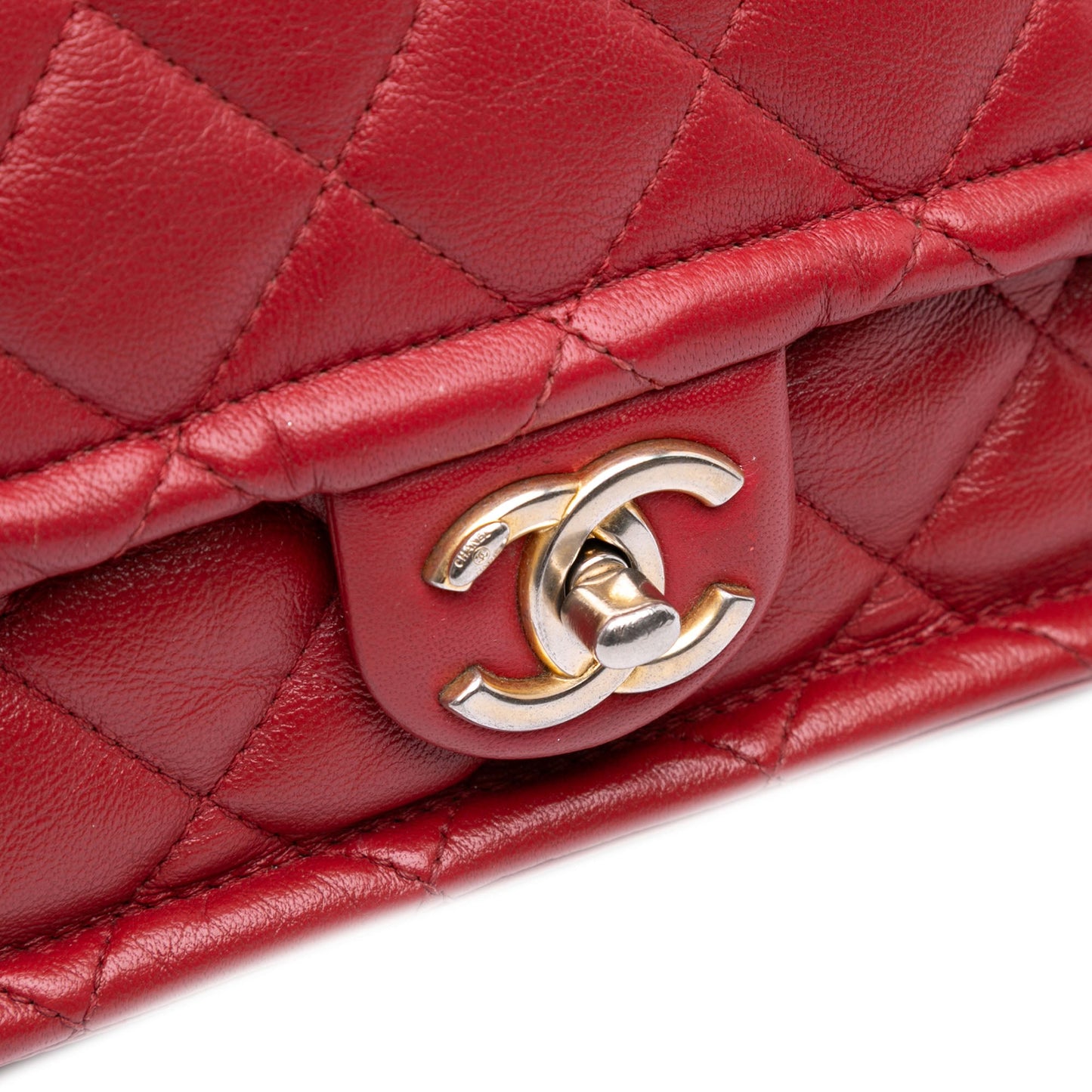Red Chanel Small Quilted Lambskin Chain Link Flap Satchel